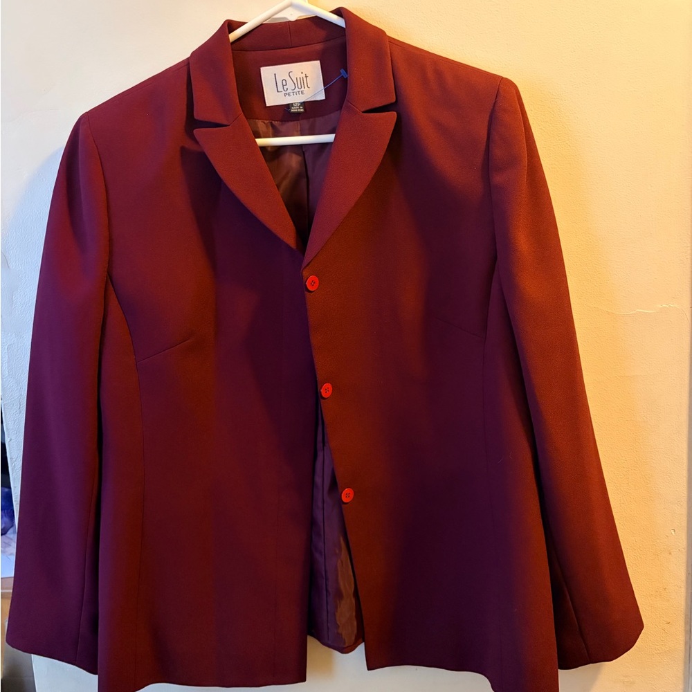 Le Suit Petite Wine-Red Blazer Jacket